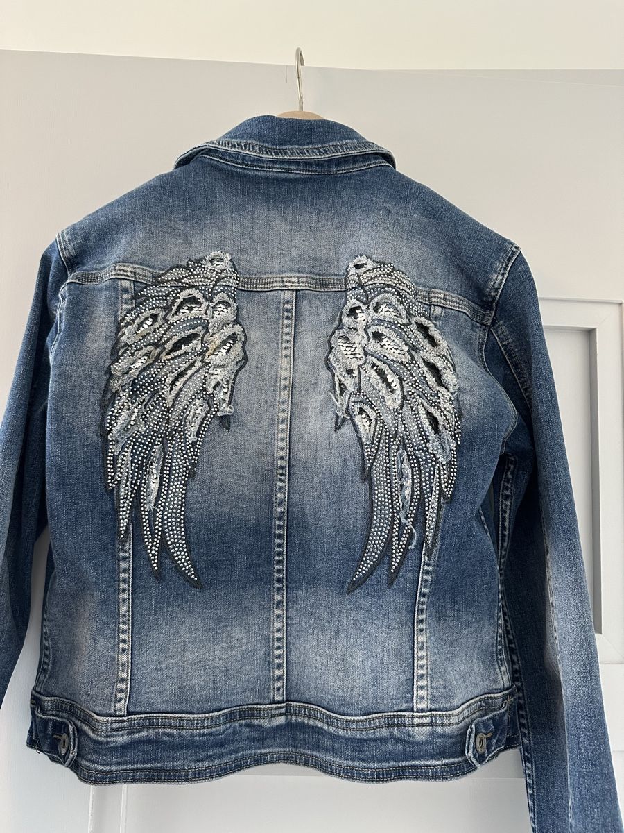Giacche: Denim Jacket with Angel Wings – Usato da Zürich venduto da juz_2t2j 1