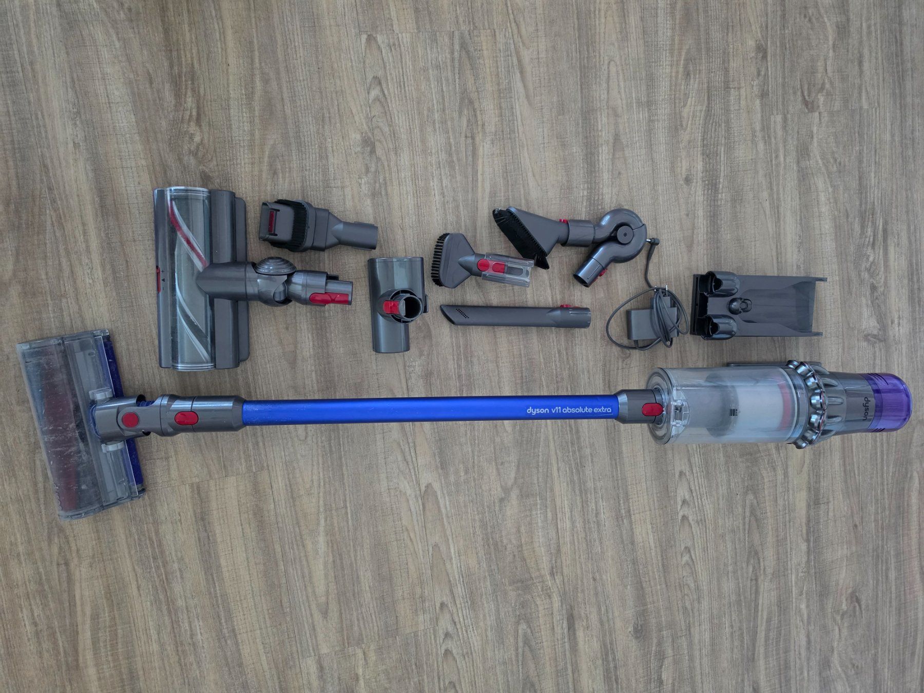 Dyson Aspirapolveri & Accessori: defekter Dyson v11 absolute extra – Difettoso da Uzwil venduto da CarinaIsabella