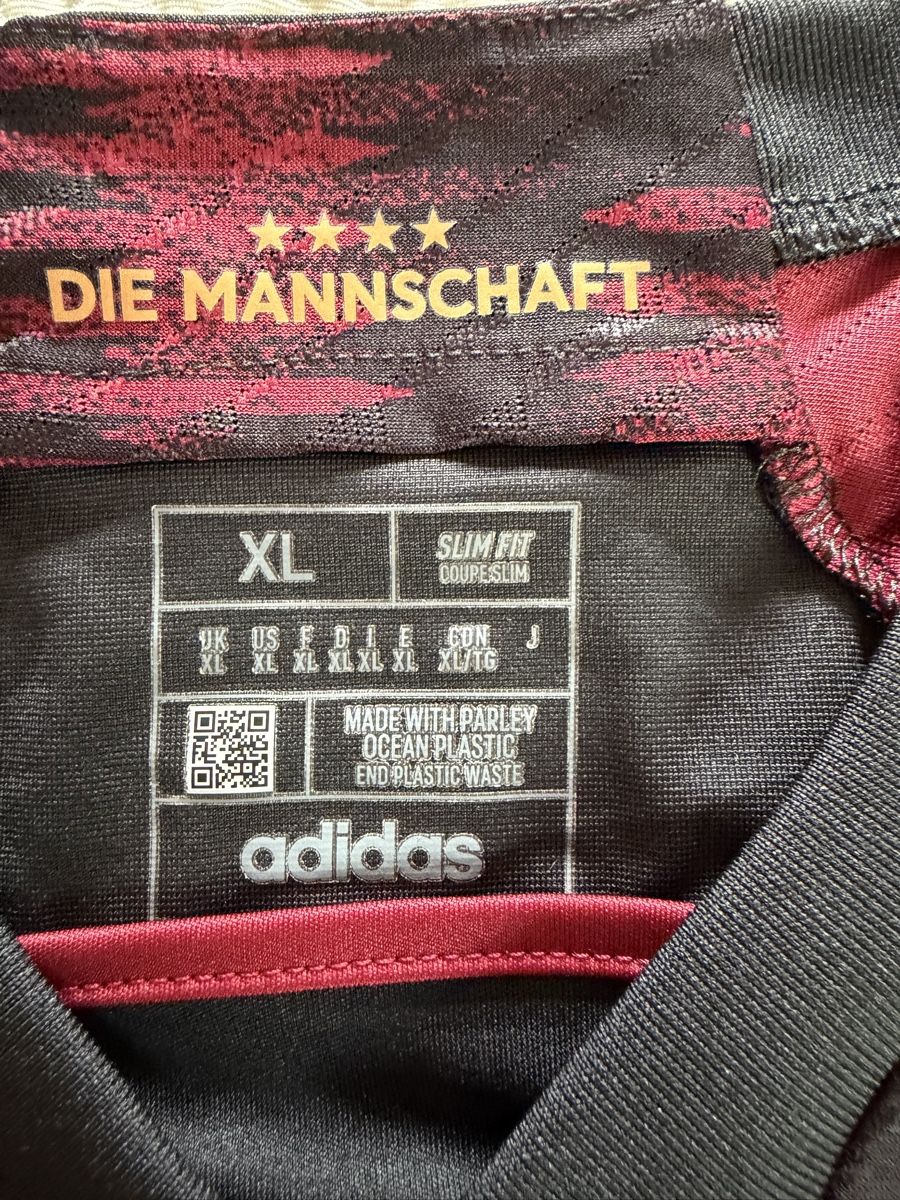 Adidas Canottiere & Pantaloni: Original Germany 2022 World Cup Player Version – Nuovo (secondo la descrizione) da Aarberg venduto da marcoo237 2