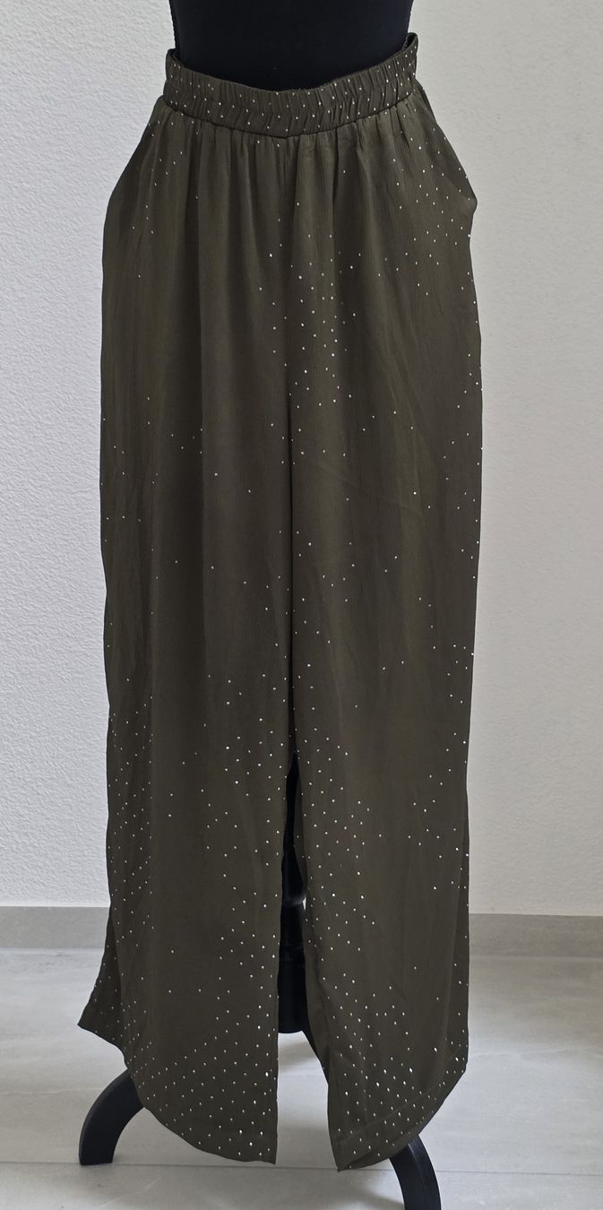 Pantaloni: Hose mit Nieten Khaki Grösse M/L – Usato da Rheinsulz venduto da Gilea