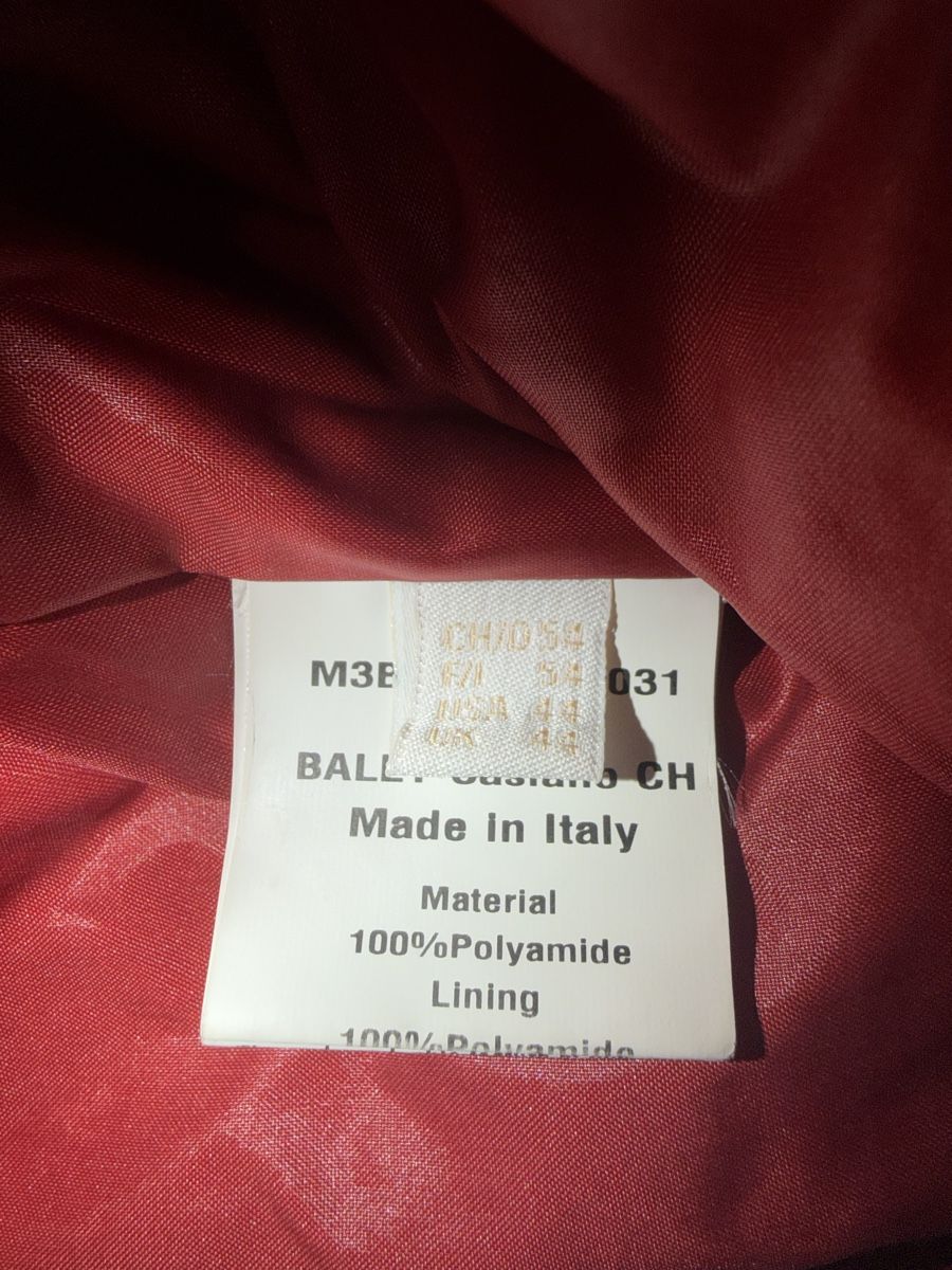 Bally Jacken: Bally Men's Jacket - Size M – Gebraucht aus Zug von pav_q5f7 6
