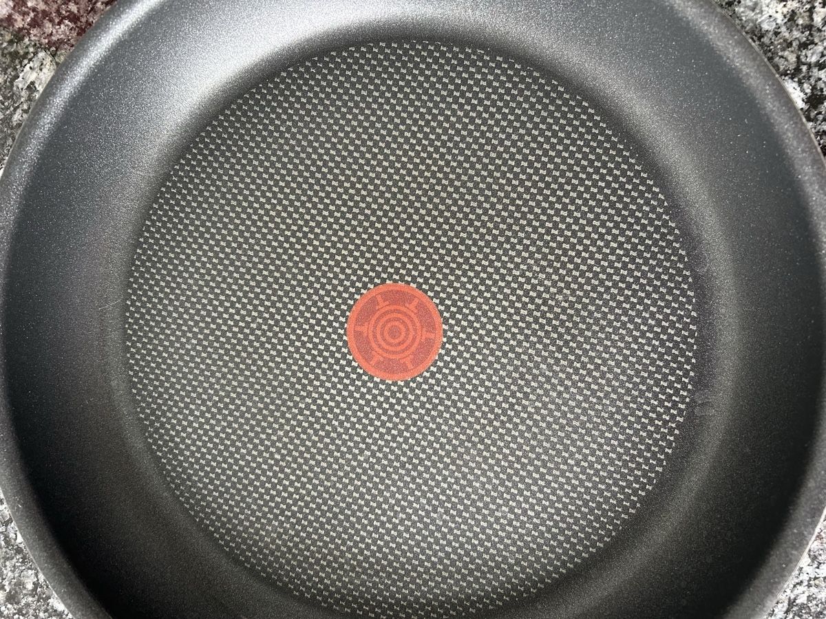 Tefal Padelle: Tefal Bratpfanne 32cm Schwarz  – Nuovo (secondo la descrizione) da Zürich venduto da Sophie0569 1