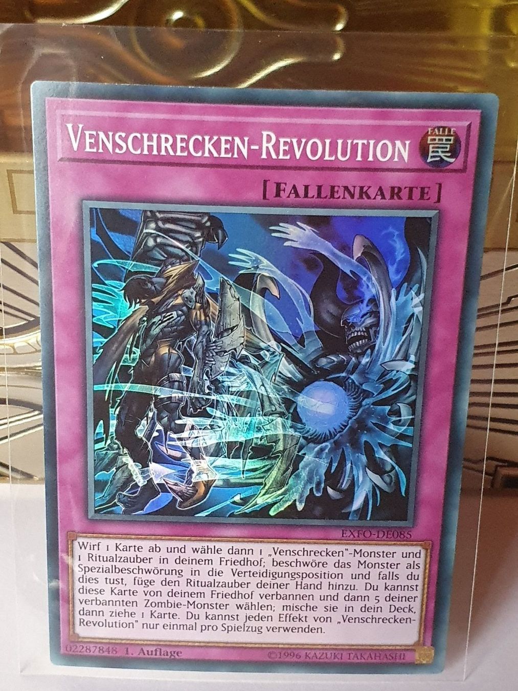 Yugioh Sammelbilder & Trading cards: Venschrecken Revolution Super Rare – Gebraucht aus Oberdorf BL von BaldenEagle