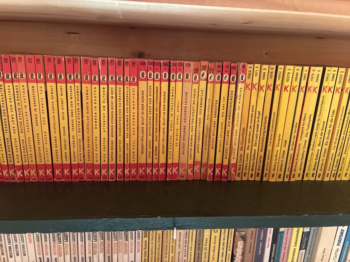 Libri: Ullstein Krimi Verlag Bücherreihe  – Usato da Oberrindal venduto da Darmando 8