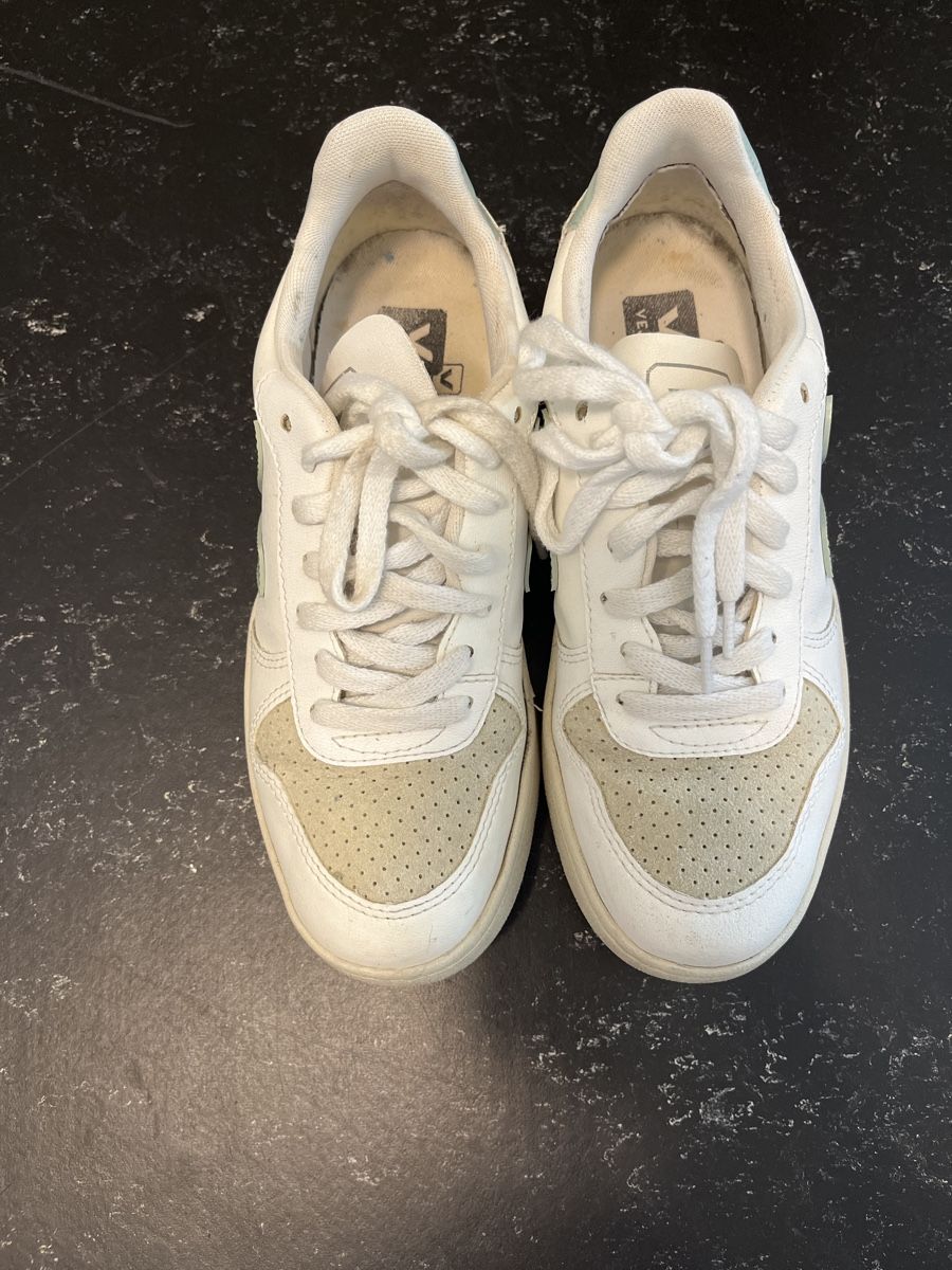 Veja Scarpe da donna: Veja Sneakers, Size 36, – Usato da St. Gallen venduto da nur_zkc8