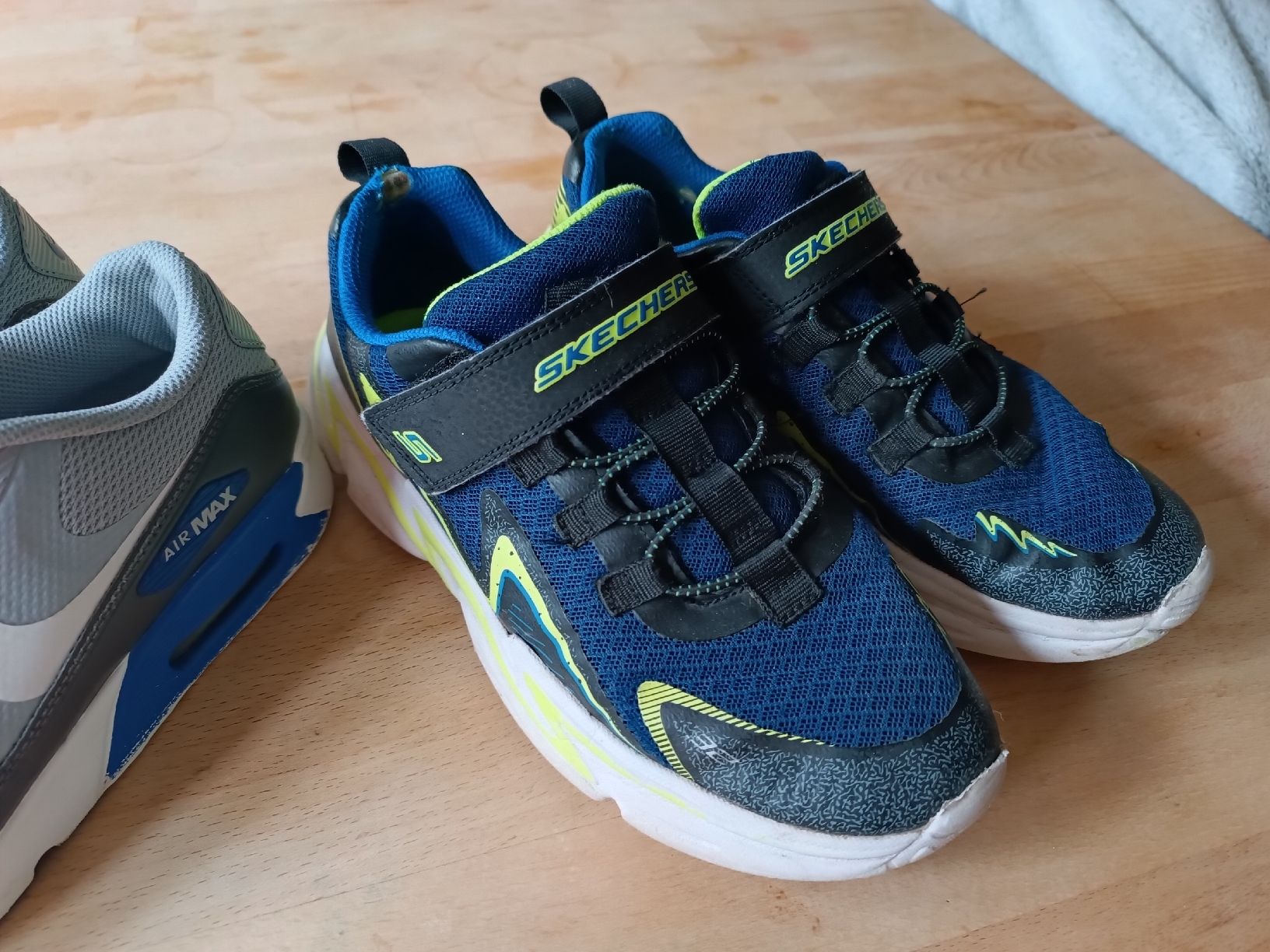 Nike Herrenschuhe: Nike AirMax + Sketchers Gr 37.5/ 38 – Gebraucht aus Binz von julijuli 2