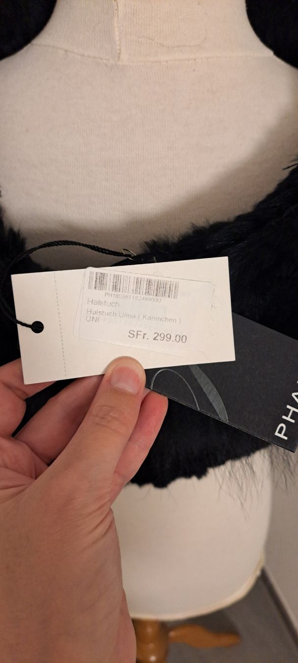 Foulards, Tücher & Schals: Phard Halstuch mit Fell – Neu (gemäss Beschreibung) aus Richterswil von Viorella 2