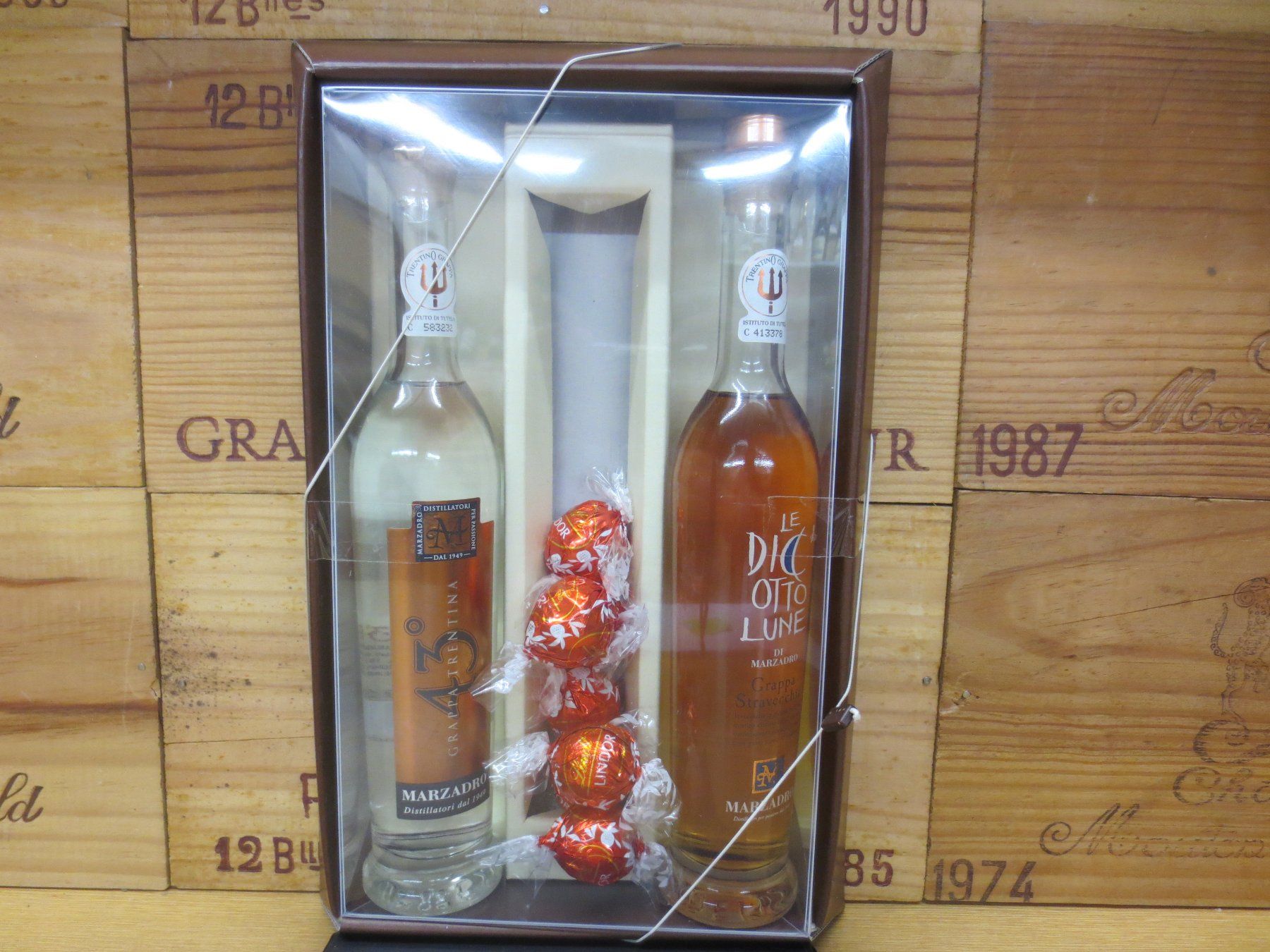 Bevande alcoliche: Geschenk-Set mit 2 Fl. Grappa in OVP 50cl. 43 Vol. – Nuovo (secondo la descrizione) da Schöftland venduto da Luxury-Store