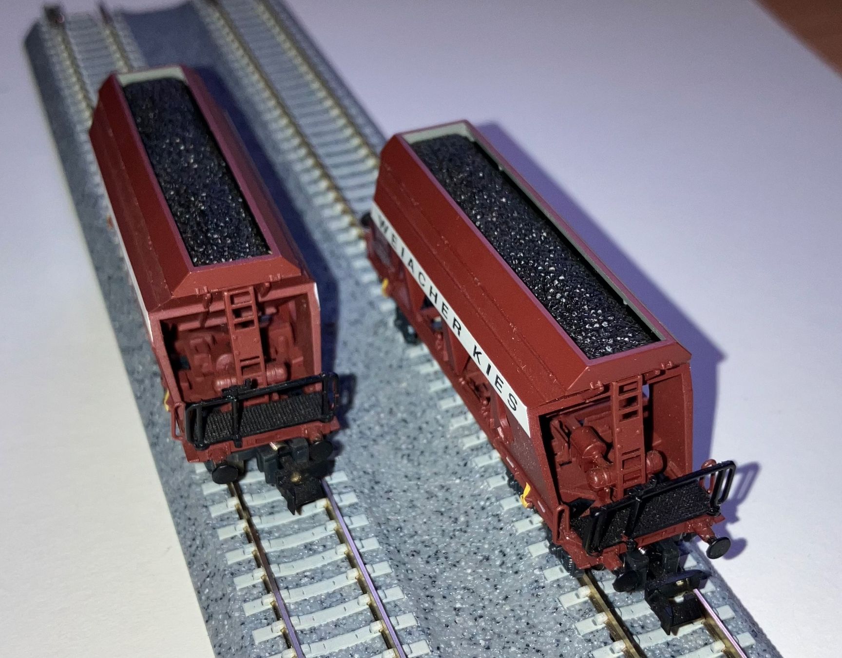 Arnold Modelleisenbahnen: Arnold SBB 2 Stück Weiacher Kieswagen – Gebraucht aus Dompierre VD von immorentes 3