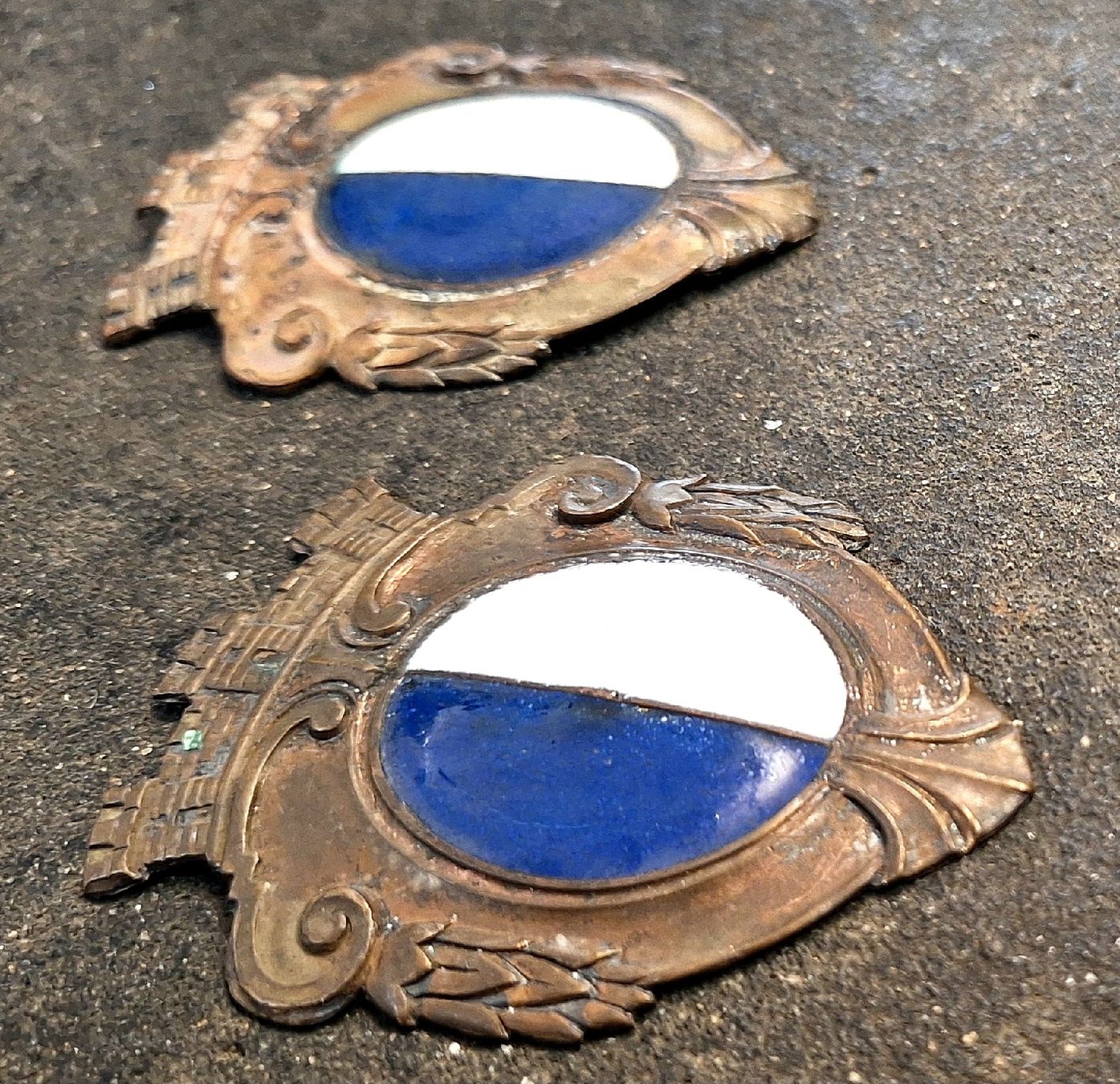 Broches & Aiguilles: 2x Antike Abzeichen/ Luzerner Polizei – D'occasion à Emmenbrücke par abu_9mj8 2