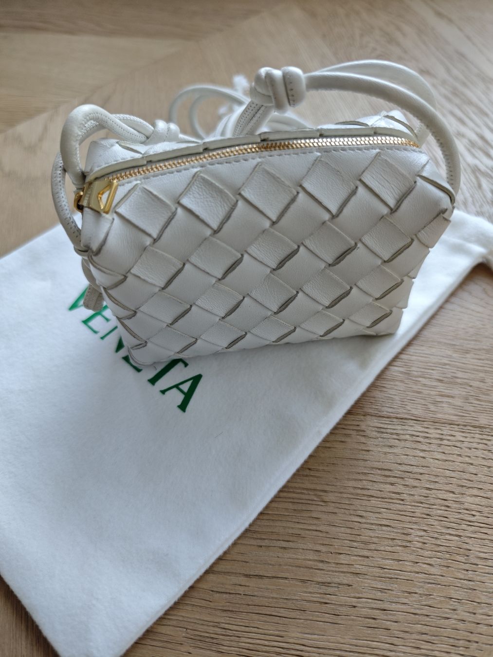 Bottega Veneta Sacs femmes: BOTTEGA VENETA Candy Loop Tasche Bag – D'occasion à Erlenbach ZH par nlh 1