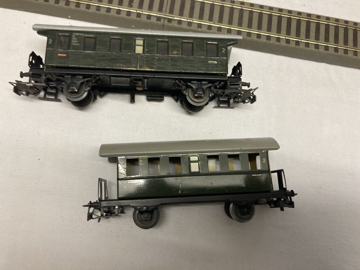 Märklin Modelleisenbahnen: Märklin Personenwagen – Gebraucht aus Port von Ipuel