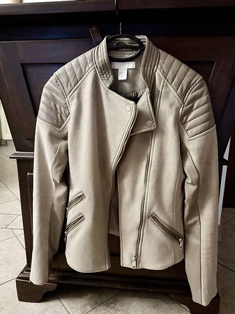 Giacca da donna H&M colore beige similpelle