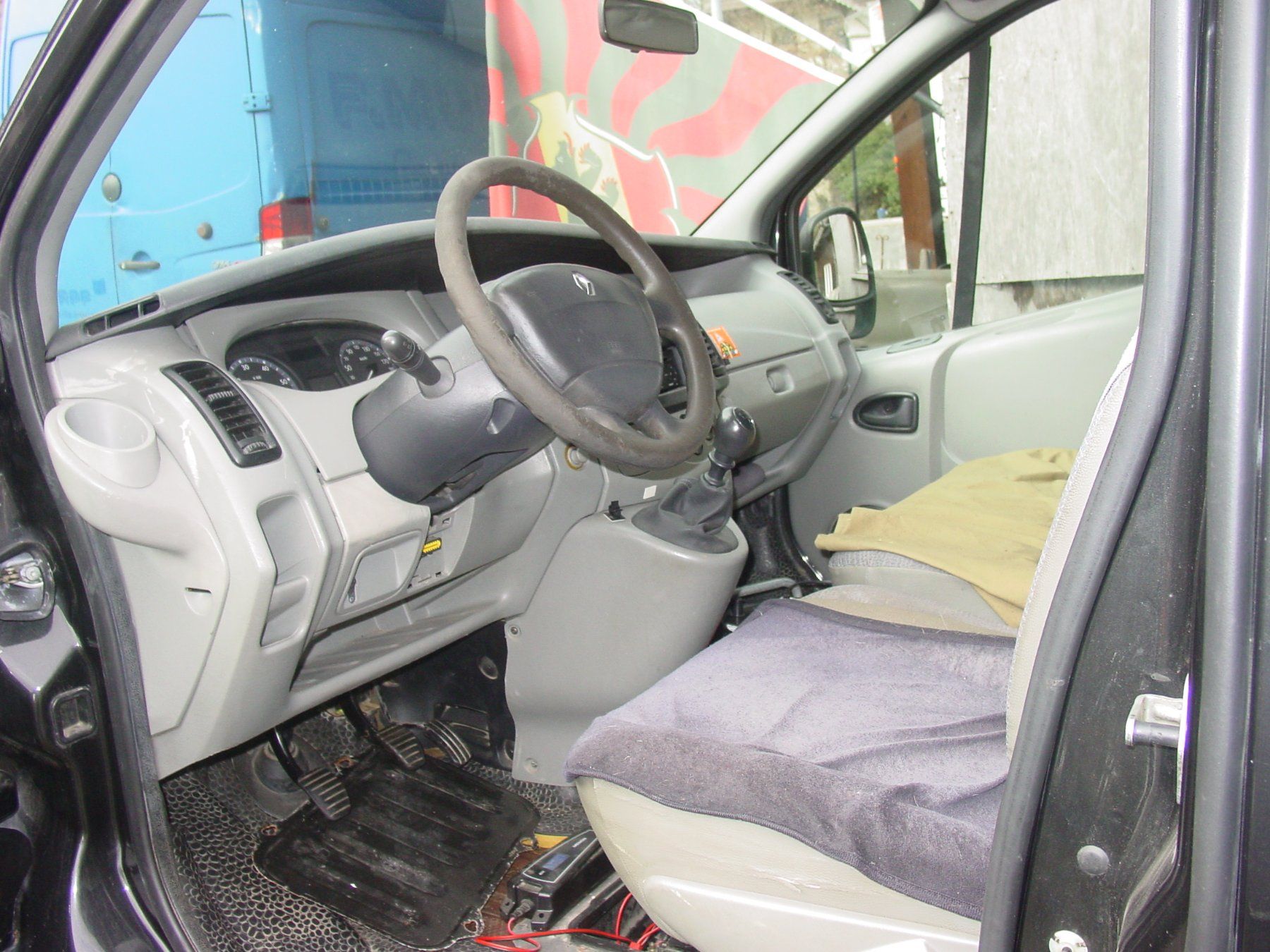 Renault Veicoli commerciali: Renault Trafic Kasten Transporter – Difettoso da Ursenbach venduto da rekruten-shop 5