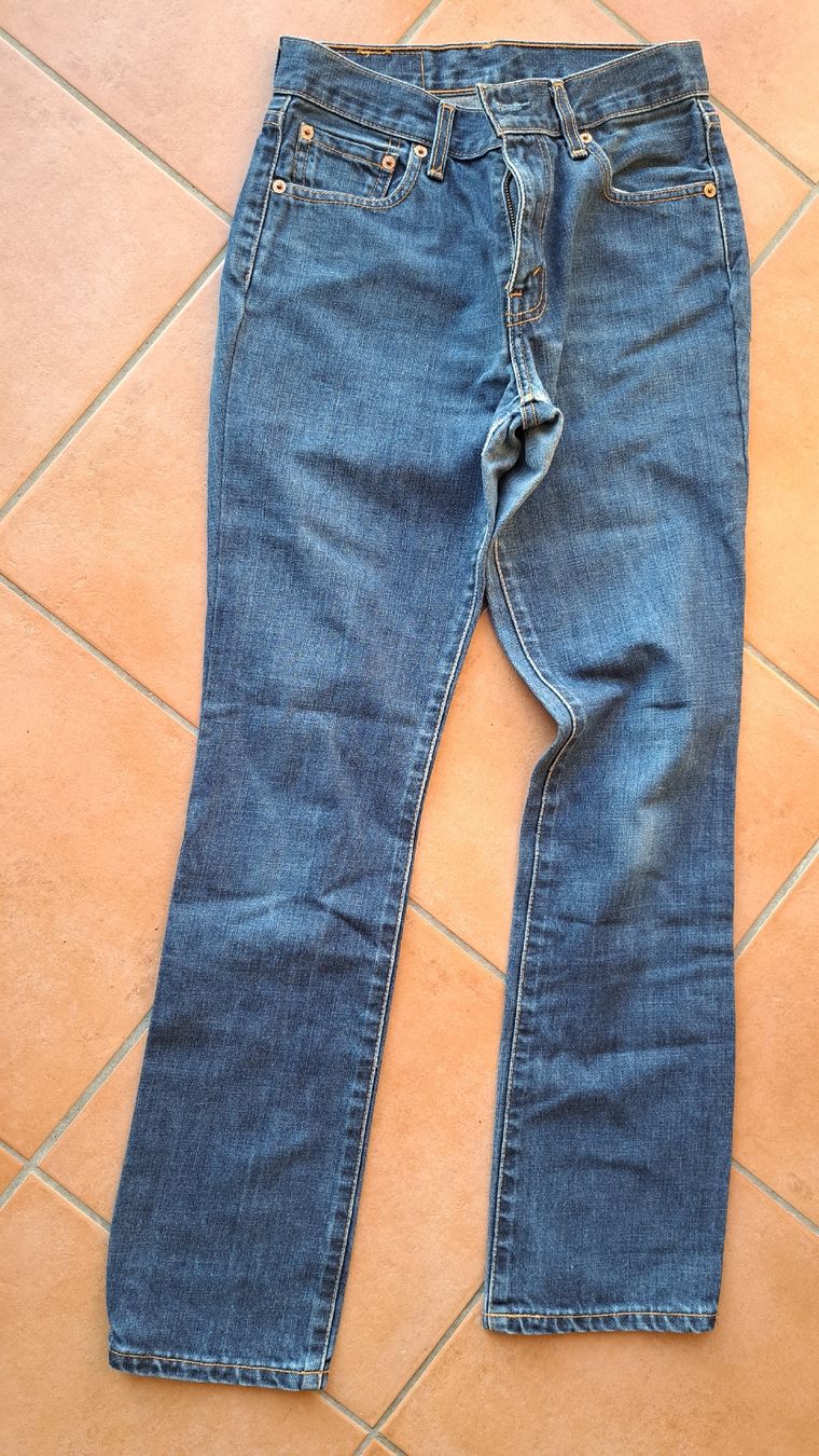 Levi's Jeans: Levi's 525 Jeans, Grösse W28 L30 – Usato da Riehen venduto da Chimpara