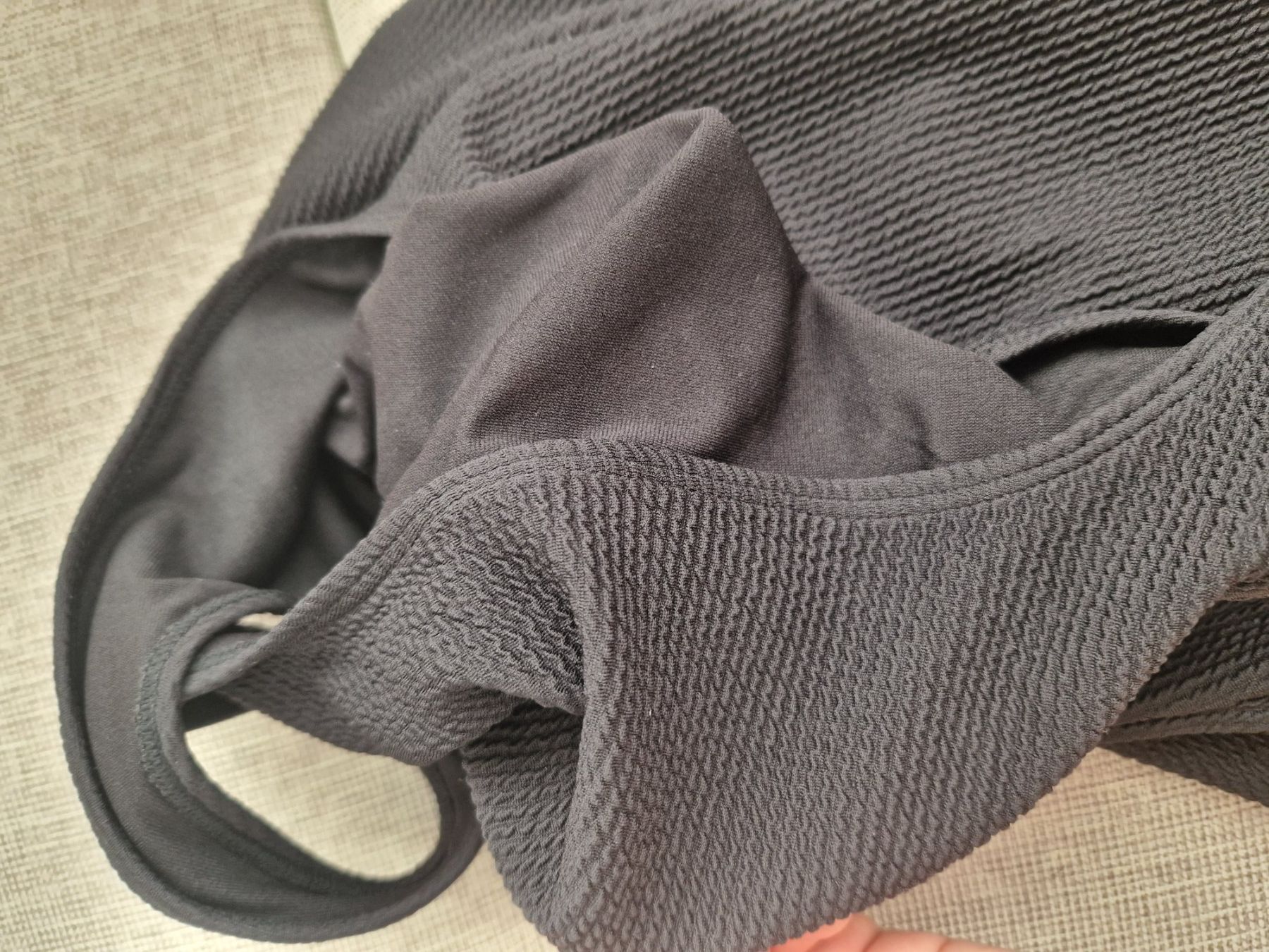 H&M Costumi da bagno & Bikini: H&M Badeanzug, schwarz, neu, Gr. 164 oder S – Nuovo (secondo la descrizione) da Erlinsbach SO venduto da ULIKH 2