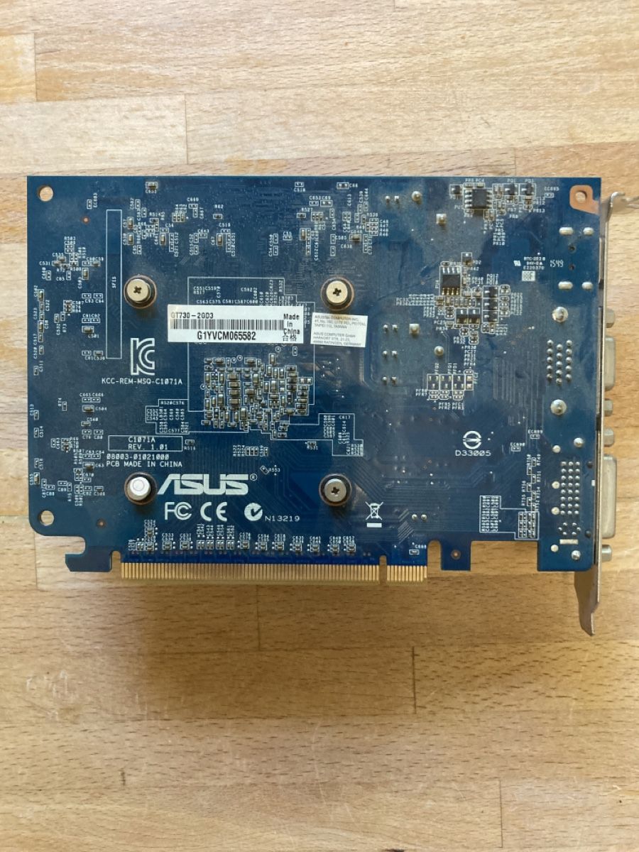 Asus Schede grafiche: ASUS GEFORCE GT730 2GB DDR – Usato da Zürich venduto da wilden 1