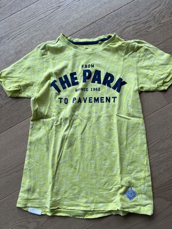 2x WE T-Shirt 146/152