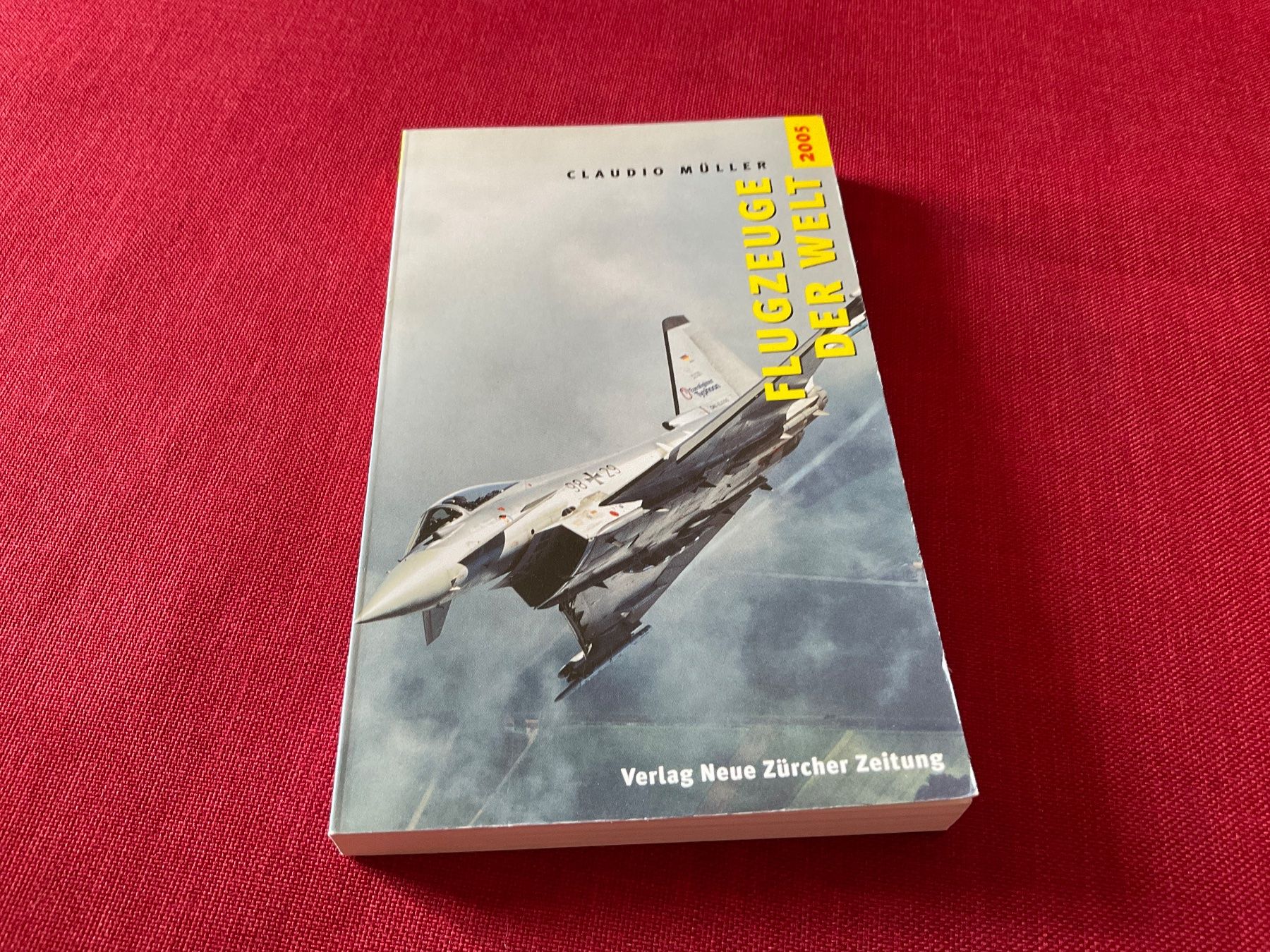 Libri: Flugzeuge der Welt,  Claudio Müller, 2005 – Usato da Lugano venduto da Persepolis