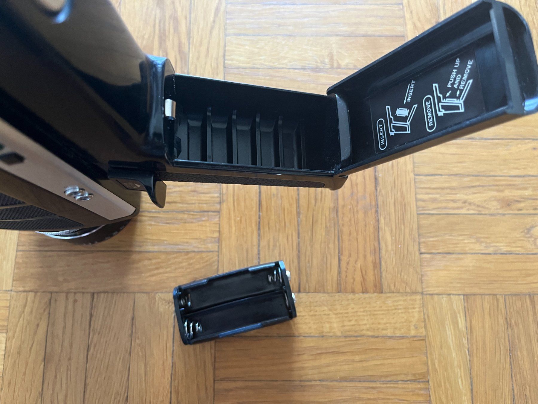 Camcorder: Chinon 672 Super8 Camera – Gebraucht aus Montreux von avm_8ngm 6