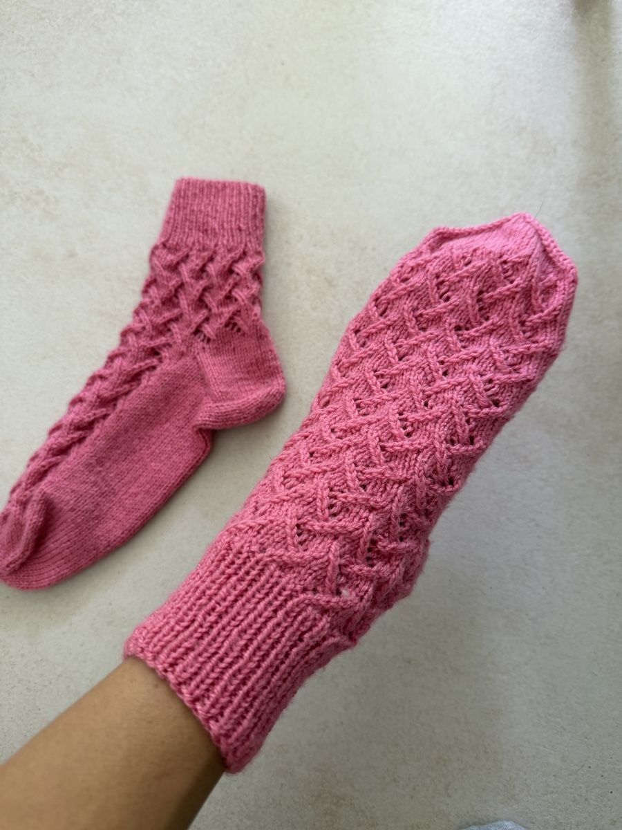 Laine: Hand knitted wool socks pink - new  – Neuf avec emballage d'origine à Corsier GE par Karol_save_planet 5