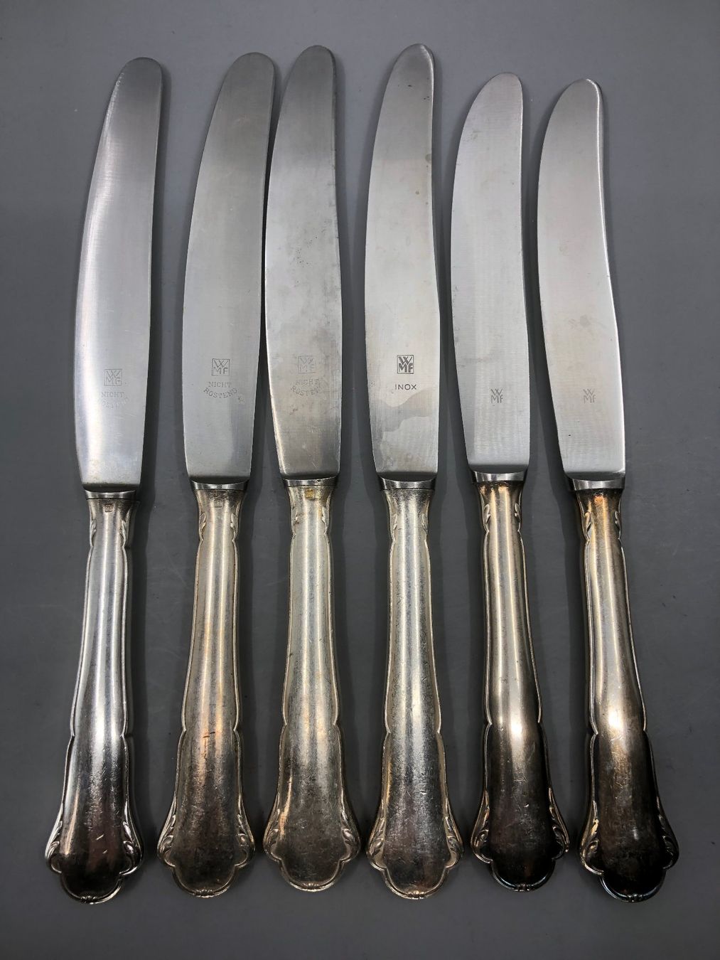 WMF Posate: 6 Tafelmesser versilbert WMF Modell: 2700 – Usato da Basel venduto da Tiabeanie 1