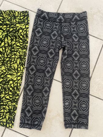Zumba Fitness Leggins 7/8  Gr XS Sportleggins schwarz/grau
