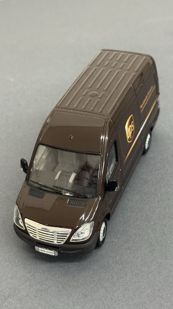 WSI Models Modellini d'auto: Mercedes Sprinter UPS 1:50 WSI – Usato da Luzern venduto da aa43modelcars-Luzern 3