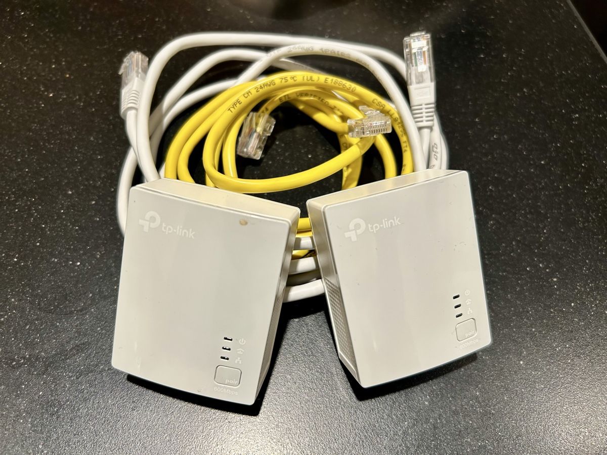TP-Link Lecteurs & Adaptateurs: TP-Link Powerline Adapter Set weiss gebraucht – D'occasion à Rapperswil SG par ReynorX 1