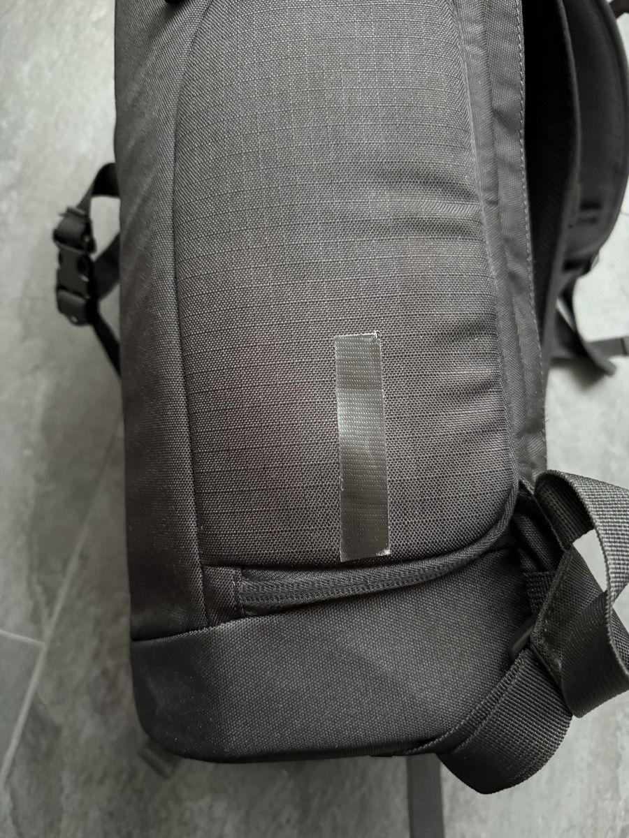 Lowepro Zaini: Lowepro Flipside 300 Fotorucksack – Usato da Gommiswald venduto da Romo7 4