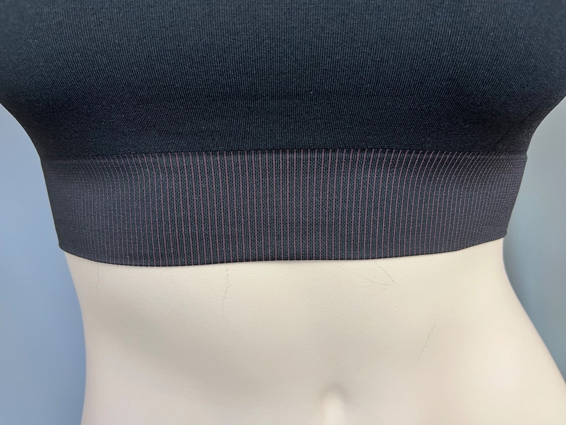 Wolford Tops: WOLFORD, Top Short Butterfly, Grösse M – Neu und originalverpackt aus Rudolfstetten von gst_g7xl 2