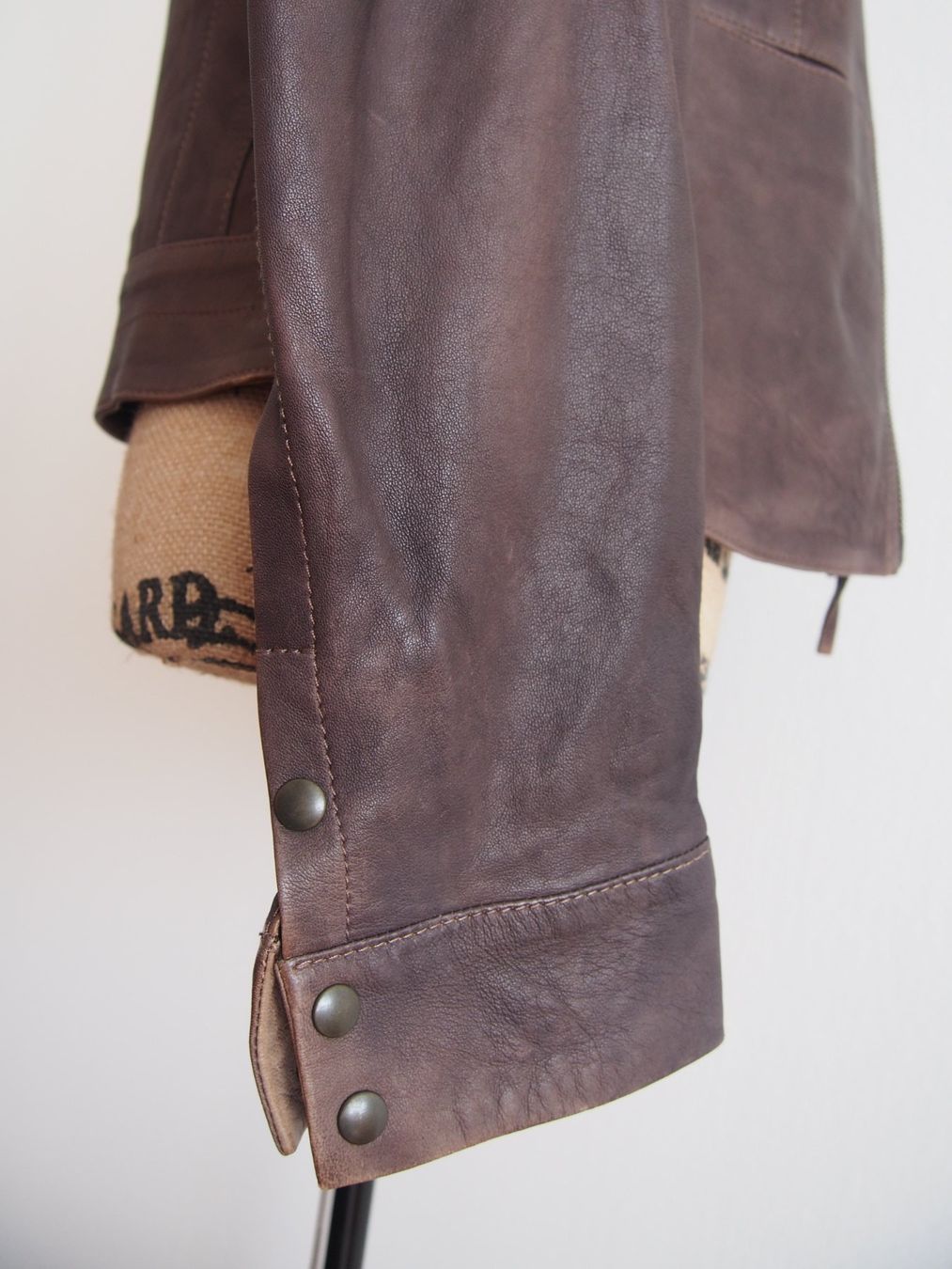 Marc Cain Giacche: MARCCAIN  Exklusive Jacke feinstes Lamm Nappa – Usato da Stäfa venduto da meridianum 5