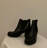 Bottines noires, taille 36,