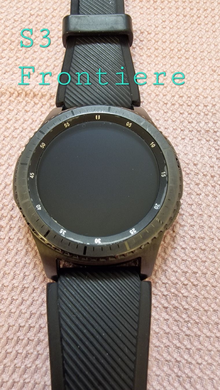 Samsung Smartwatch: 3 x Samsung Smartwatch  – Usato da Kehrsatz venduto da MyShoppy 3