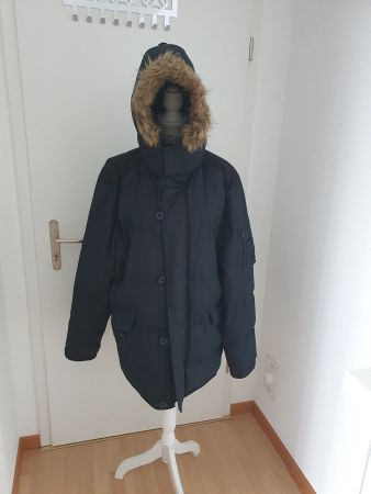 Biaggini Winterjacke schwarze mit Kapuze (Viele Taschen)