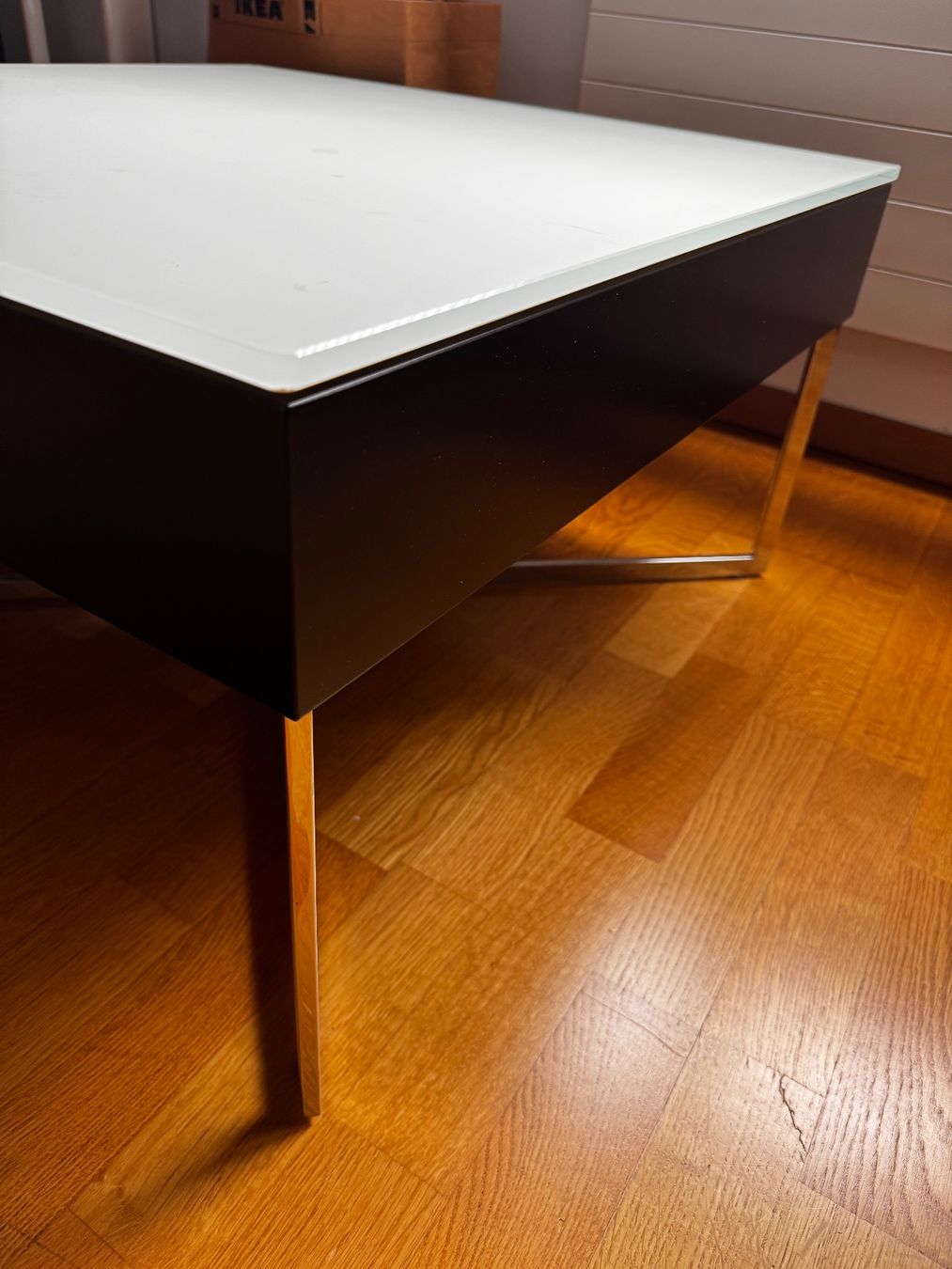 Tische: Ronald Schmitt K449 WEGA Salontisch – Gebraucht aus Thun von metawise 4