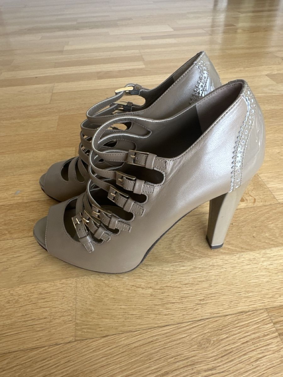 Bally Scarpe da donna: Elegant BALLY Heels - Size 38.5 / 8 – Usato da Uerikon venduto da Ladybird40