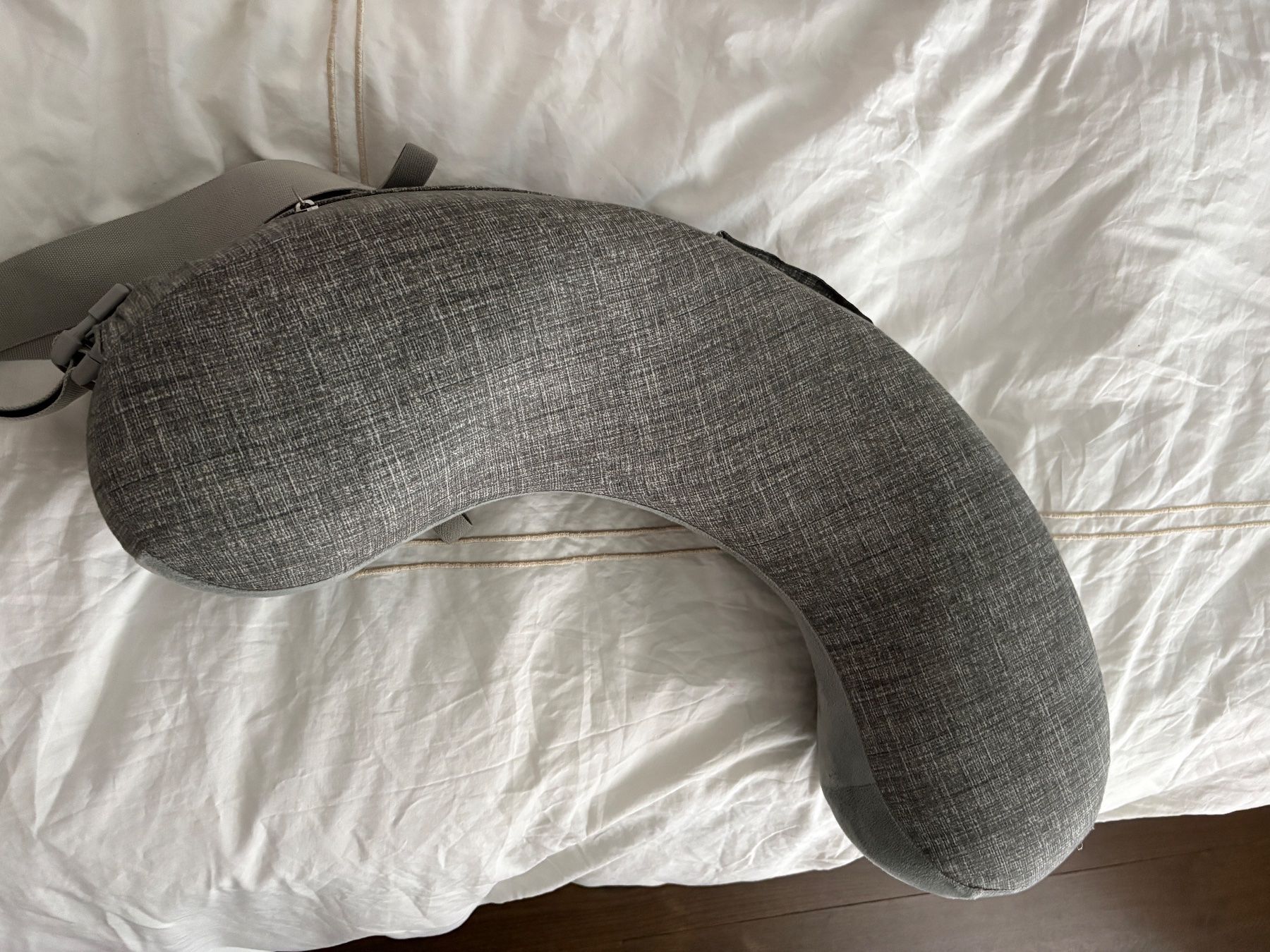 Ergo Baby Cuscini: Stillkissen Ergobaby Nursing Pillow – Usato da Richterswil venduto da rad_p8qt 3