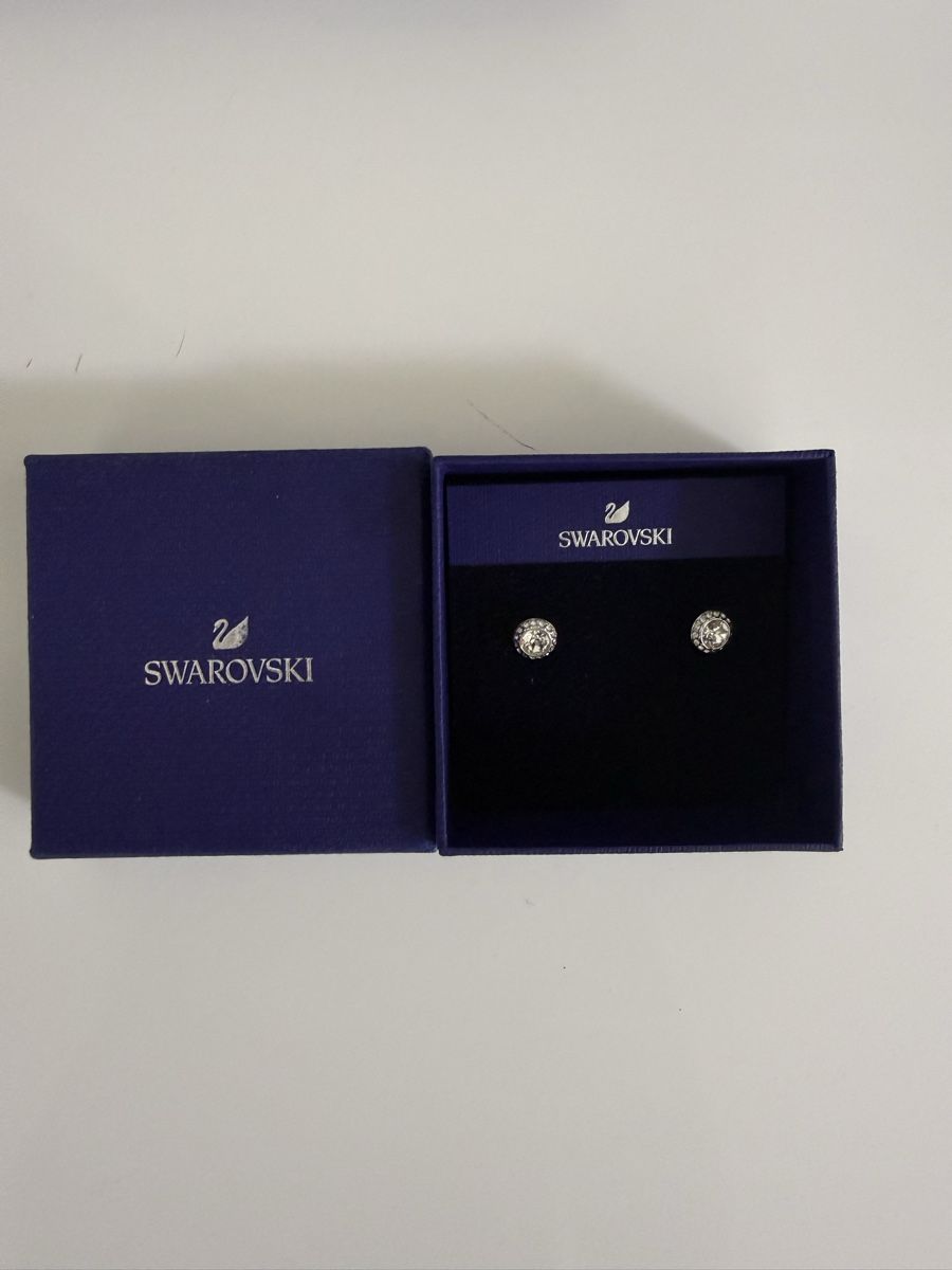Swarovski Orecchini pendenti & Orecchini a lobo: Swarowski Ohrstecker, neu – Nuovo e nell'imballaggio originale da Gossau SG venduto da cuk_fyc6 1