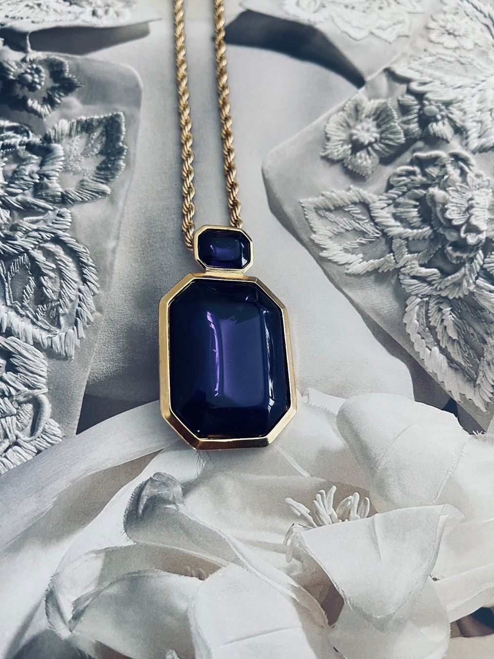 Catenine: Wunderschöne Kette von TRIFARI – Usato da Winkel venduto da Luxtime 4