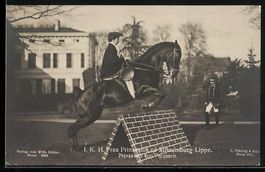 Frau Prinzessin zu Schaumburg-Lippe beim