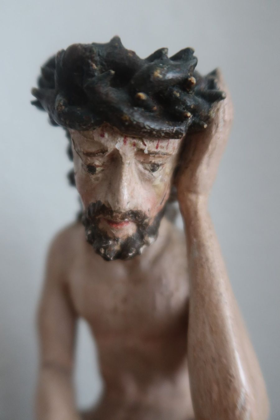 Statuette: Jesus sitzend Holz – Usato da Chur venduto da zowie72 2