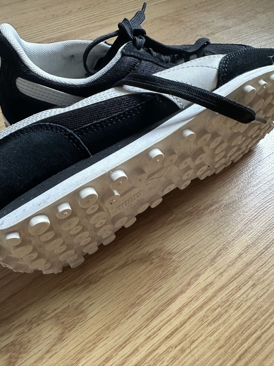 Scarpe da donna: Puma Sneaker Gr. 39 schwarz – Usato da Münsingen venduto da Secondhand89 1