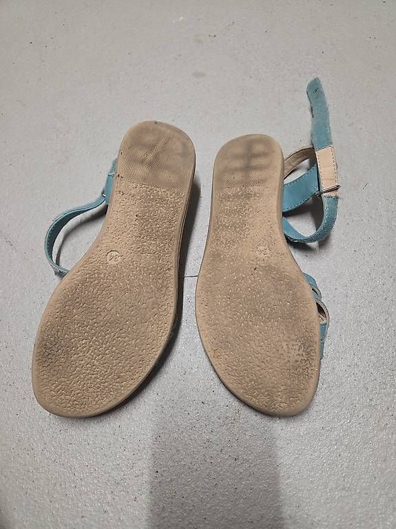 Scarpe per ragazze: Sandalen & Flip Flops Grösse 34/35 – Usato da Tägerwilen venduto da melaniedu 3