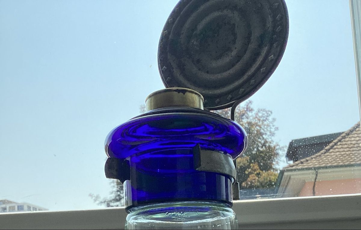 Lampen: Petrollämpchen mit Glasbehälter aus blauem Glas – Gebraucht aus Lenzburg von dbr_hf8w 3