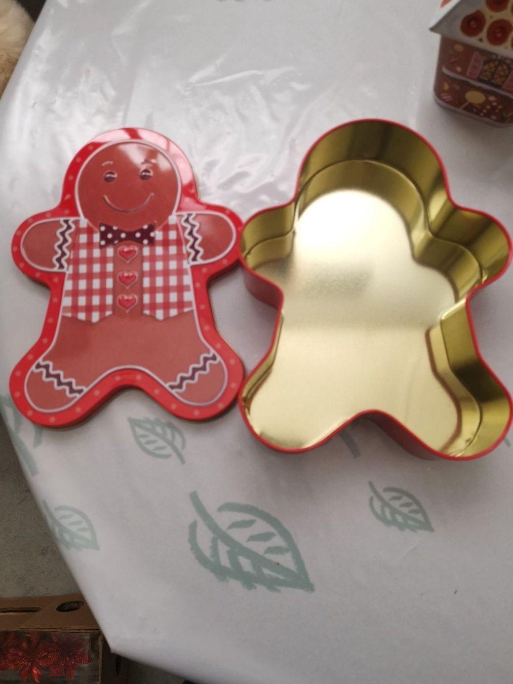 Moules à gâteaux: Gutzlibüchse  Lebkuchenmännchen – D'occasion à Sitterdorf par imsis 1