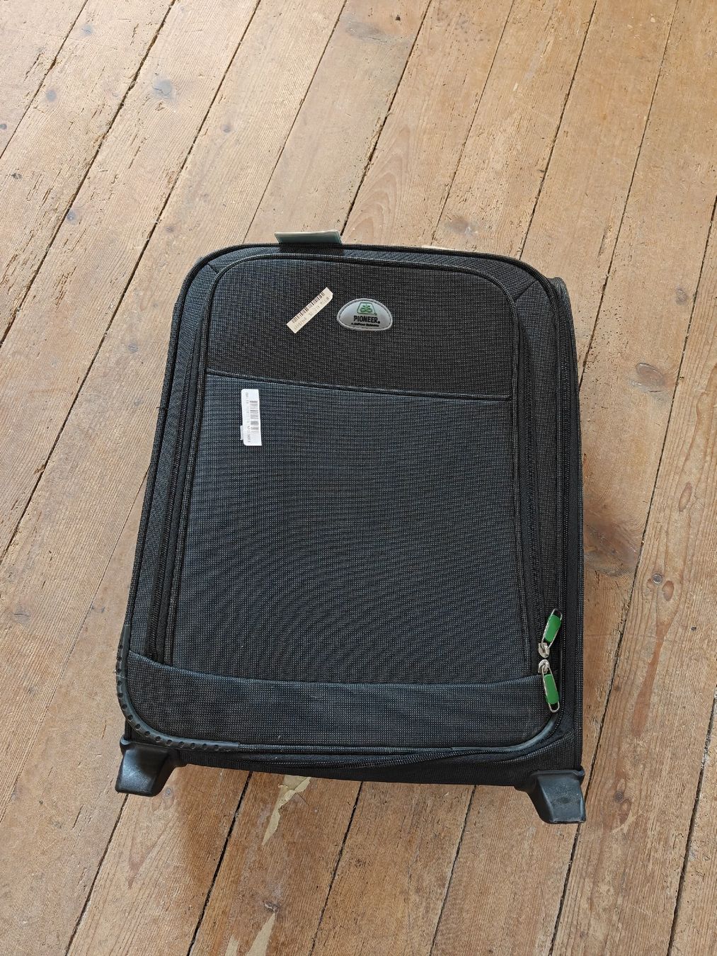 Reisekoffer: valise à roulettes  – Gebraucht aus Montricher von Timoad