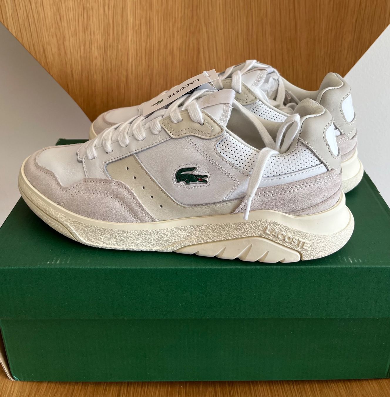 Lacoste Damenschuhe: LACOSTE GAME ADVANCE LUXE 07211 SFA  Gr. 38 - NEU – Neu und originalverpackt aus Zollikon von Svch 4