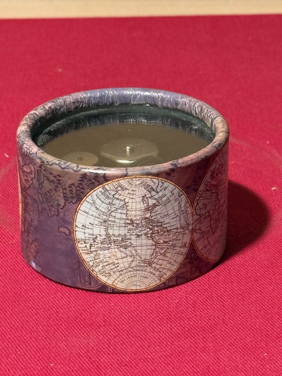 Carillon: Vintage Musical Box with World Map Design good condition – Usato da Lausanne venduto da vas_cdb2 1