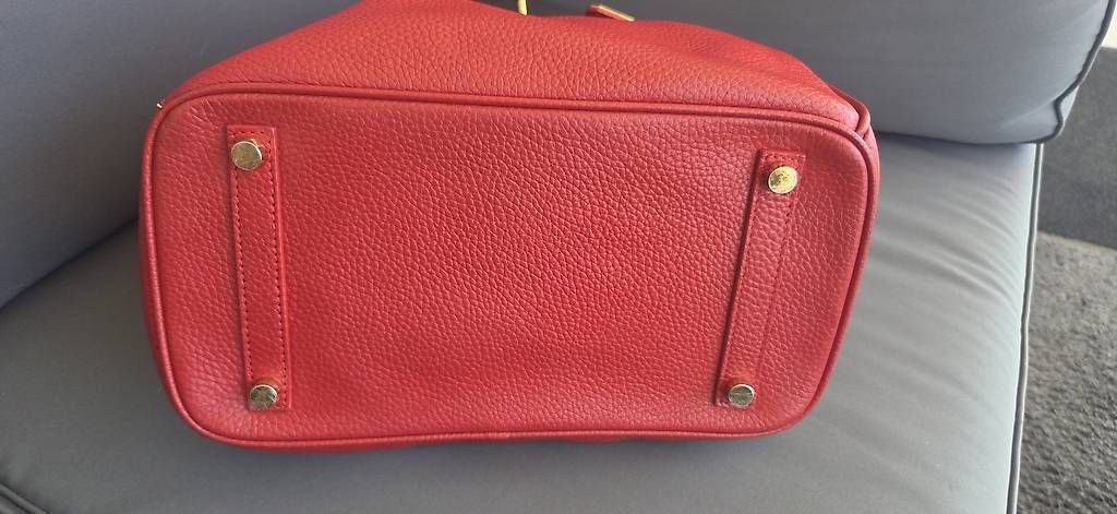 Sacs femmes: Echte Leder Handtasche rot / gold – D'occasion à St. Urban par kun_9gl9 2